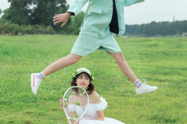 室外实景小清新婚纱样片欣赏