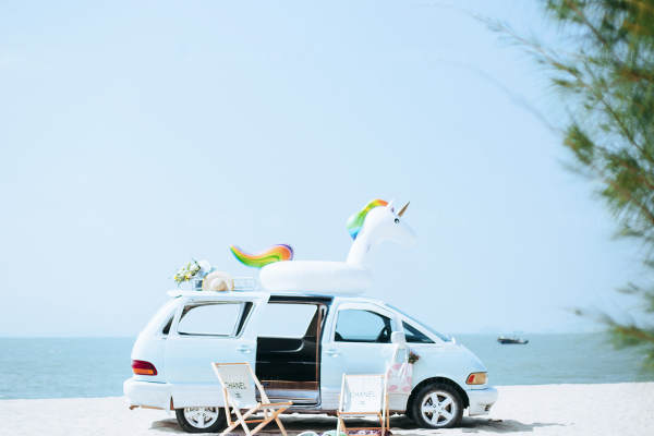 沙滩旅行车
