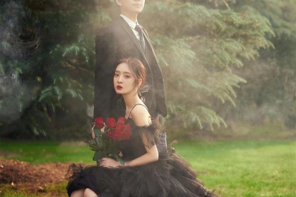 黑纱和红玫瑰|暗黑森系婚纱照美哭了
