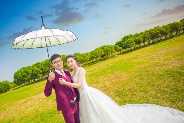 仝先生&何小姐