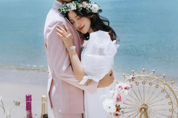 #海边婚礼 用一张婚纱照装下一片海