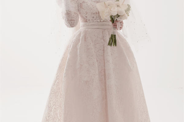 白月光韩式简约婚宴礼服婚纱摄影