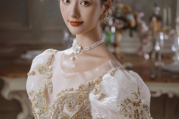 宫廷风婚纱照
