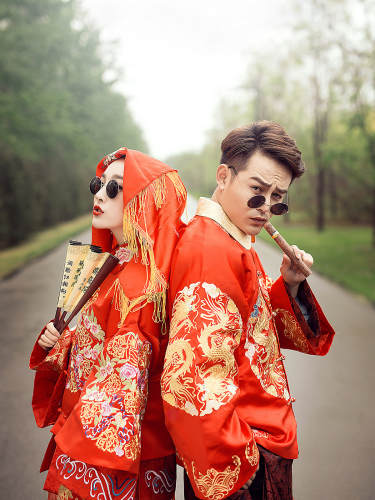 周先生&刘女士