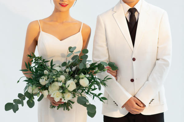 纯色简约婚纱照