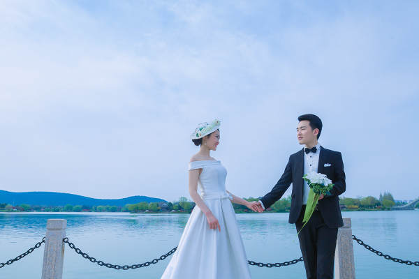 王先生&时女士