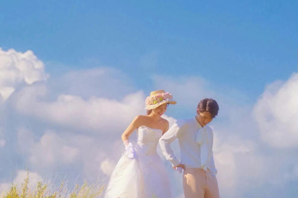 宫崎骏电影风格婚纱照