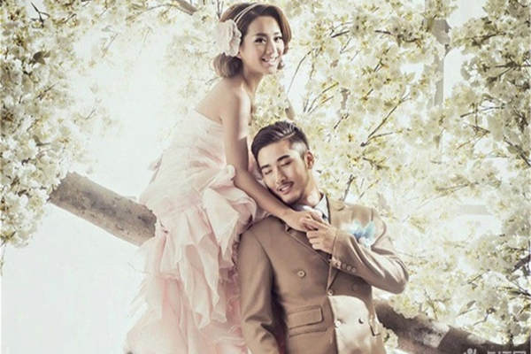 爱拍摄影情定一生婚纱摄影