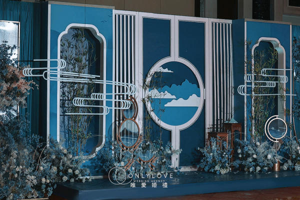 蓝色新中式《湘桥月》