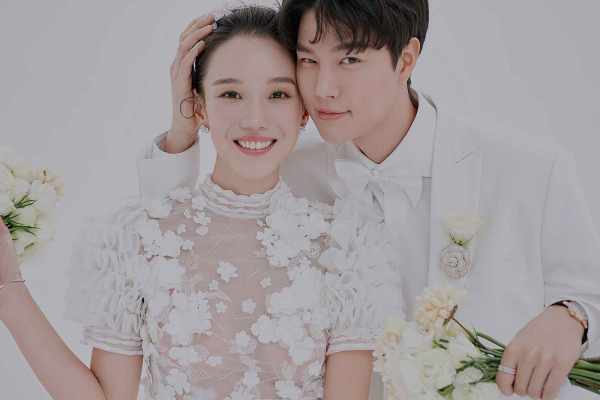 【年轻感婚纱照】