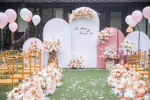 《马卡龙》复古粉色系 户外草坪婚礼