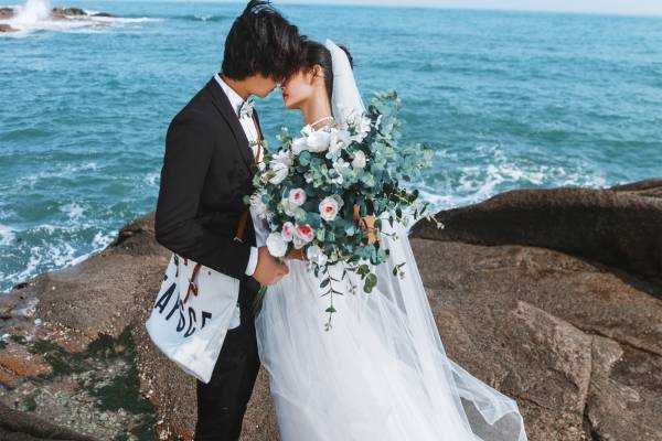 海边婚纱照