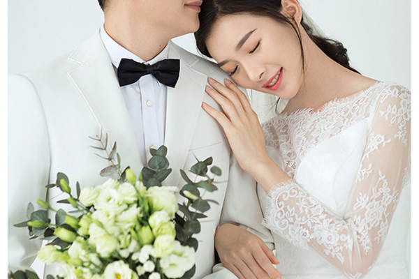 邓先生&雯雯女士