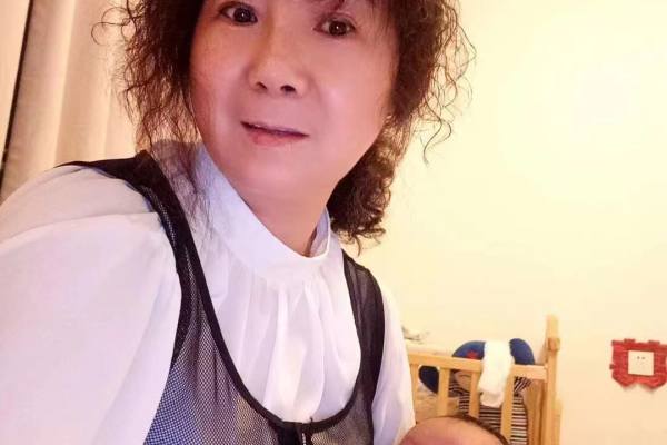 高级月嫂