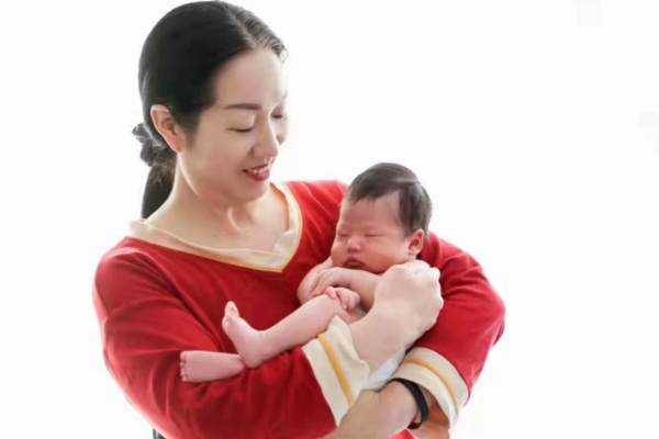 高级月嫂