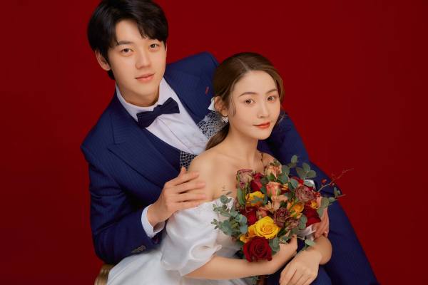 当红爆款丨新年特惠十大简约婚照风格限定十套