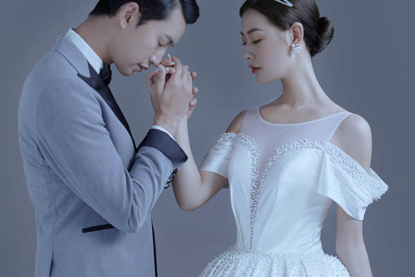 记录感动/给爱情的见证定制婚纱照