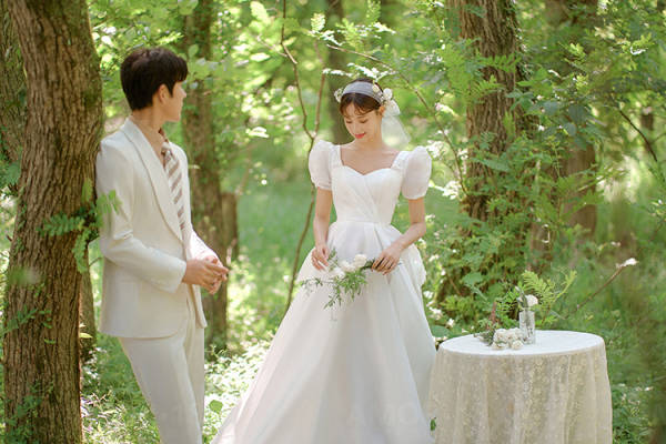 【超值套系】1对1拍摄+礼服升级+婚纱摄影