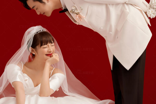水晶之恋·喜嫁婚纱照·红色背景结婚照