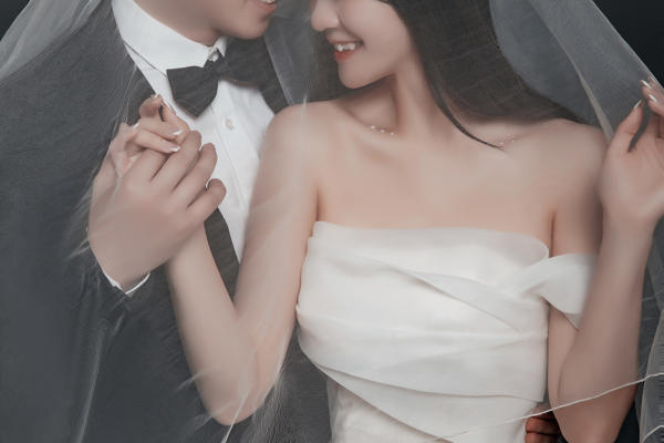 赛拉维青春派婚纱