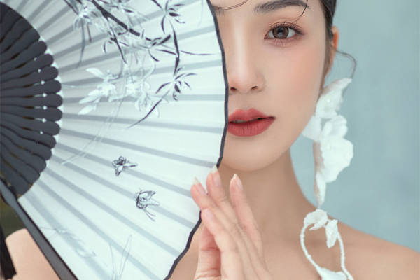 【米兰婚纱】泉州海景+森系+街拍8服8造