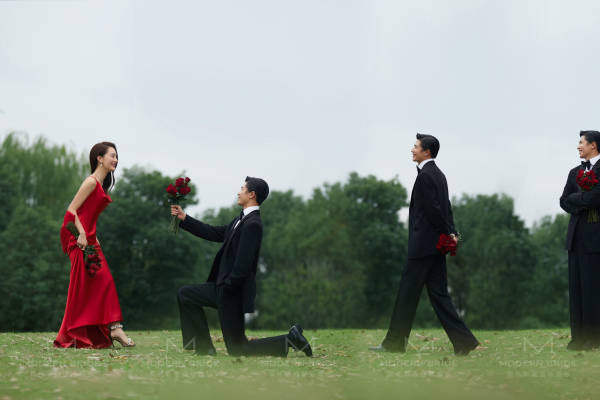 【浪漫纪实】电影质感婚纱照/总监团队+送品牌西服
