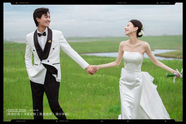 『超高性价比』全新风格/韩式极简/森系草坪婚纱照