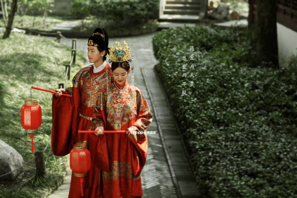 大师摄影｜中式系列《凤冠霞帔》