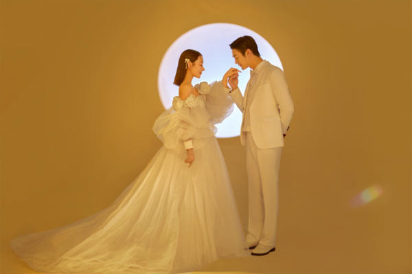 UM丨告白系列丨精修18张丨2服2造丨婚纱摄影