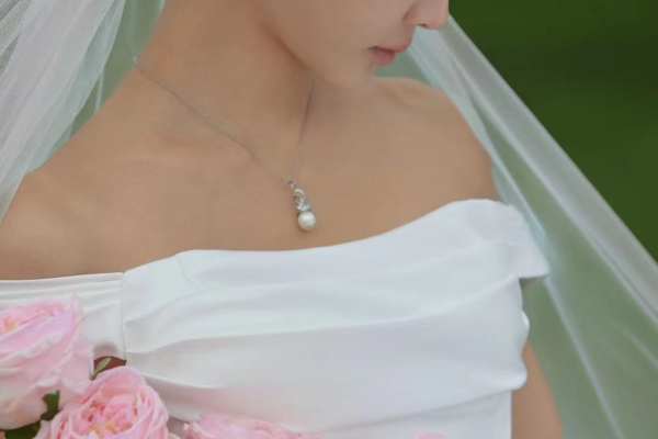 【首尔雨丝】绿意盎然的草坪婚纱照~