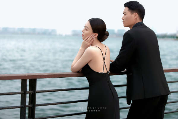 店长推荐【超火婚纱照】＋十服十造
