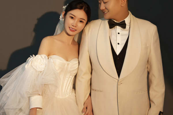 【叙白影记】| 纯客片光影婚纱照