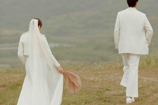 【本季热卖】婚纱照10服10造丨风格任选