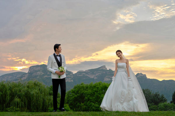 【平台专享】人气推荐+风格任选/婚纱照/结婚照