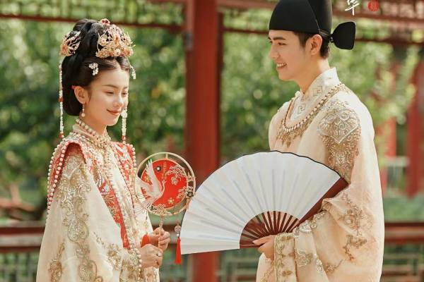 JUJIAO & 园林汉服婚纱