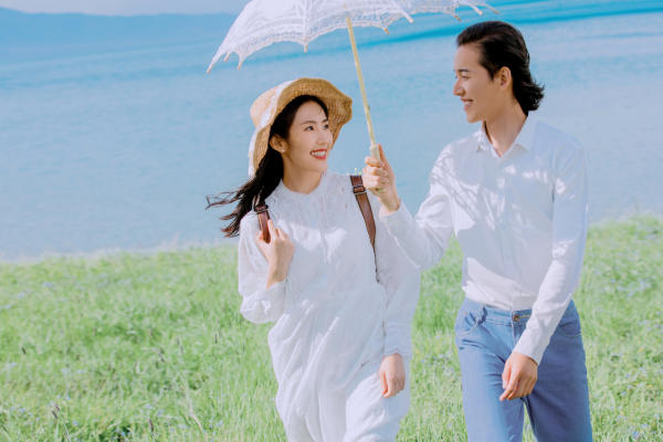 【新疆旅拍】赛里木湖/电影质感婚/高性价比婚纱摄影