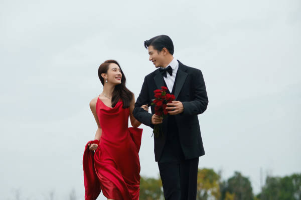 【浪漫纪实】电影质感婚纱照/总监团队+送品牌西服
