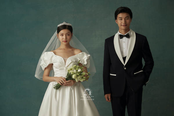 英伦风婚纱