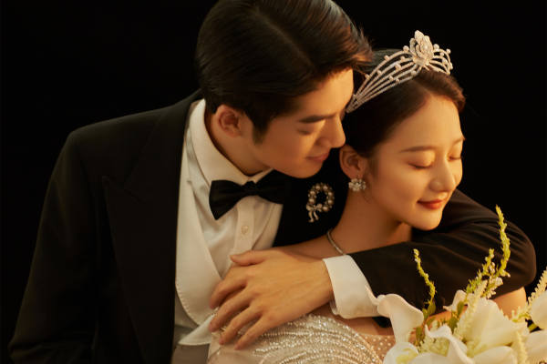 【口碑人气】性价比爆款婚纱照