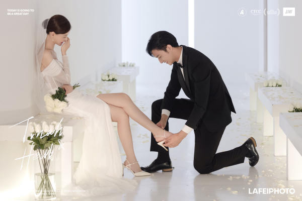 【光之教堂】研发团队拍摄+婚纱照底片全送+无隐消