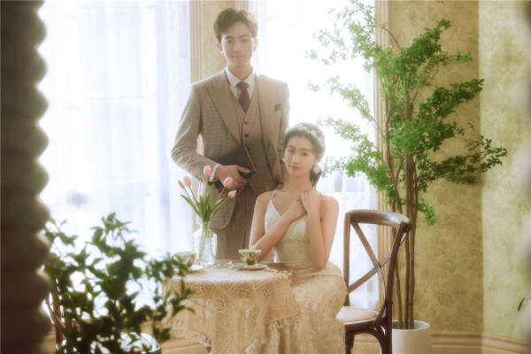 【本季热推】高定套餐7999元婚纱照