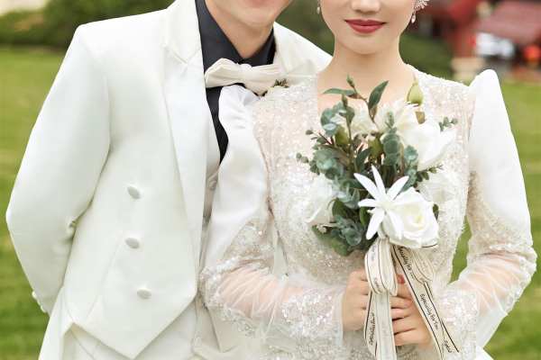 【品质甄选】情绪抓拍+风格任选#婚纱照