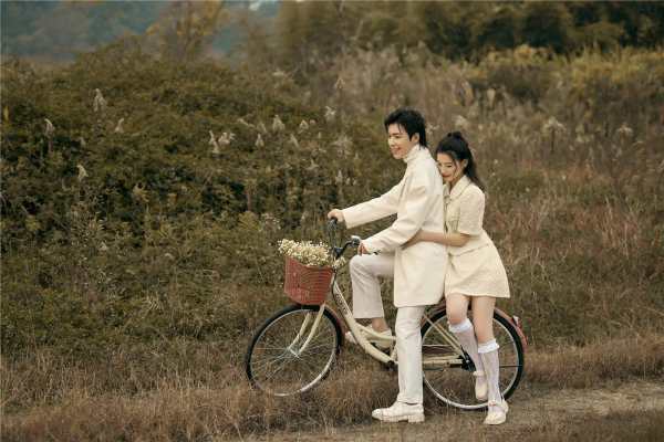 【人气爆款】品质高定6999元婚纱照