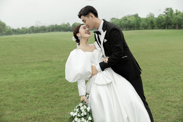 性价比套系+轻旅拍+英伦风婚纱照拍摄