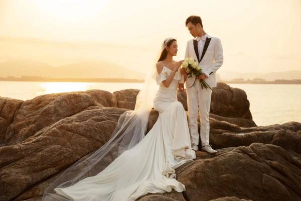 （车费门票全包）婚纱照特惠婚纱摄影
