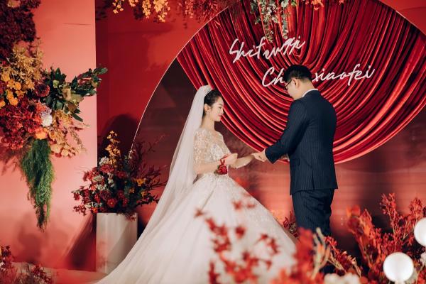 金华会爱婚礼|红色复古90年代怀旧高性价比婚礼