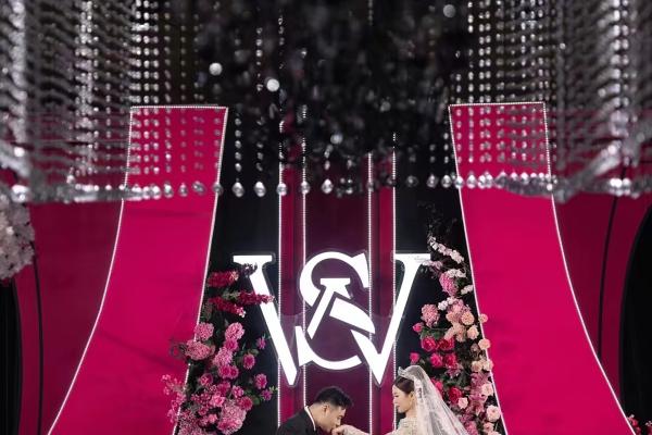 【锦上婚礼】玫红色水晶婚礼