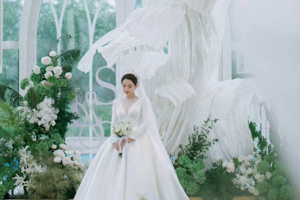 美到犯规｜纯粹清新白绿色礼堂婚礼