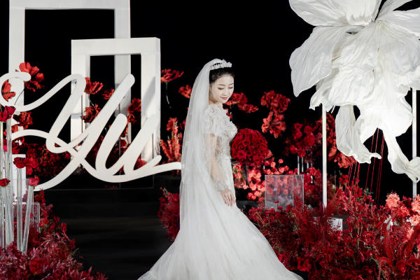 红黑色高级婚礼