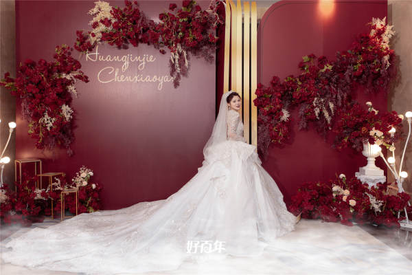 【室内人气】婚礼布置风格任选+一价全包+四大金刚
